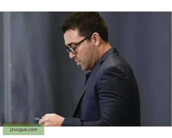 世体副主任：德科今夏的工作很成功，无论是引援还是卖人